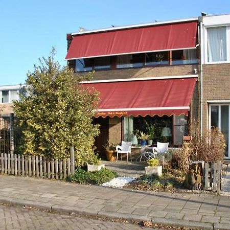 Bordine Guesthouse Леуварден Екстериор снимка