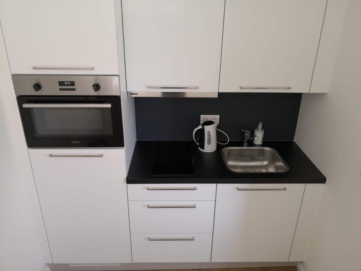 Bordine Guesthouse Леуварден Стая снимка